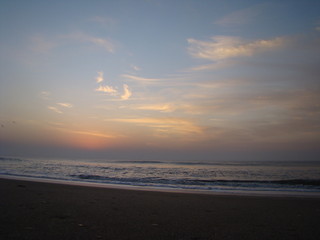 Amanecer sobre el mar