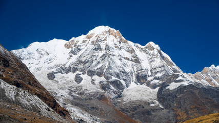 Fototapeta na wymiar Himalayas mountain landscape in the Annapurna region. Annapurna peak in the Himalaya range, Nepal. Annapurna base camp trek. Snowy mountains, high peaks of Annapurna