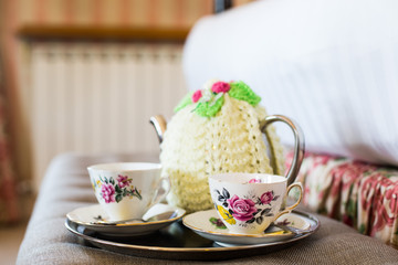 Teapot and Tea Cups