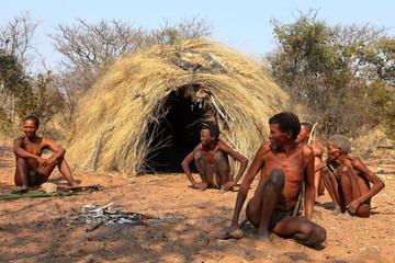 Dorf der San in Namibia