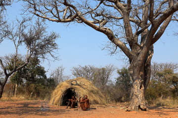 Dorf der San in Namibia