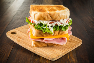 Sandwich mixto