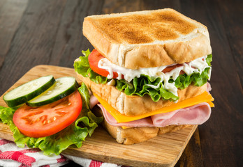 Sandwich mixto