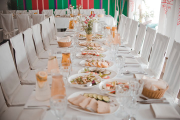 elegant table setting