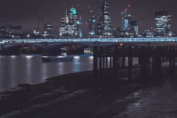 Fototapeta premium Dark London
