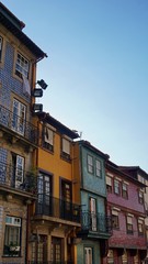 Fototapeta na wymiar residencial area of porto with traditional houses