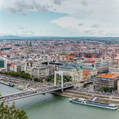 Obraz premium Budapest bridge skyline panorama