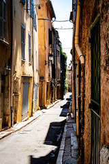 Fototapeta na wymiar Gassen in Aups, Provence