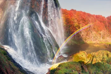 Poster Im Rahmen Plitvice waterfalls in the fall © panaramka