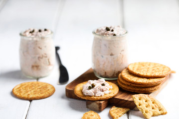 Creamy dip with smoked salmon