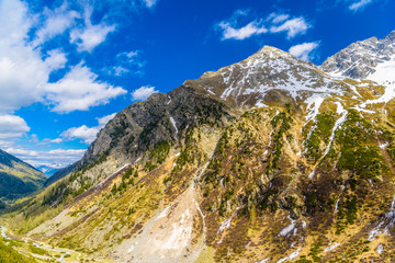 Fototapeta na wymiar Alps mountains covered with snow, Fluelapass, Zernez, Graubuende