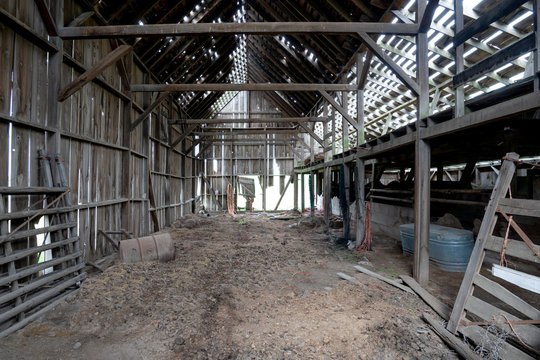 abandoned barn