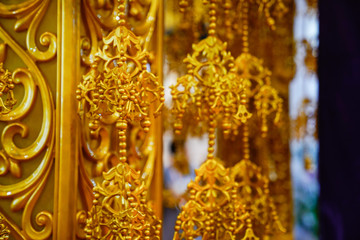 Yellow gold religious ornament