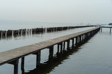 Fototapeta premium Backgrounds Textures Reflection light Boardwalk