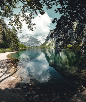 Blick auf den Obersee und Watzmann in den Berchtesgardener Alpen
