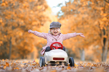 Freude im Herbst draussen