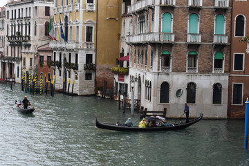 Fototapeta na wymiar Venezia - Gondole in Canal Grande