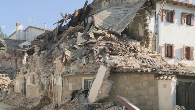 terremoto amatrice, accumoli, italia