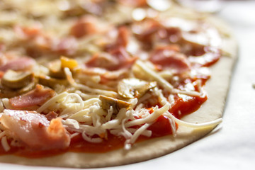 Detalle de una pizza casera 