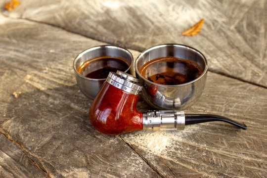 prise de poids cigarette électronique E-Pipe Images – Browse 46 Stock Photos, Vectors, and Video