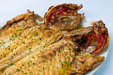 Besugo asado a la plancha