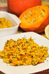 Gnocchi di zucca con semi di sesamo