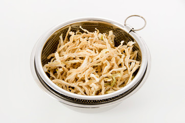 切り干し大根 水戻し前