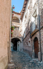 Street of Hechos village