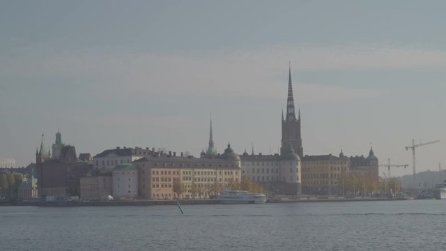 20857_A_castle_on_the_seaside_in_Stockholm_Sweden.mov