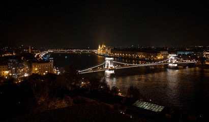 Fototapeta na wymiar Night shot over Donau river - Budapest