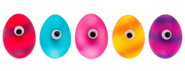 Bunte Ostereier mit Augen als Freisteller 