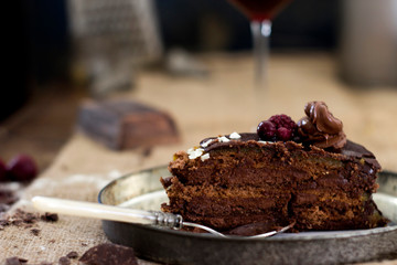 Porción de tarta de chocolate