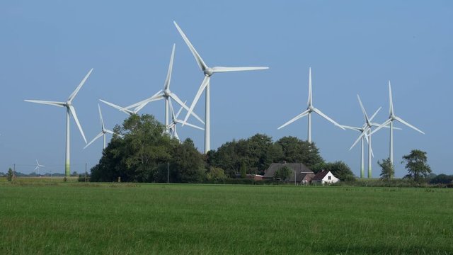 Windpark bei Dornum in Ostfriesland