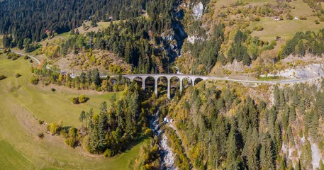 Papier Peint photo Viaduc de Landwasser Viaduc de Landwasser, Filisur, Grisons, Suisse, vue panoramique