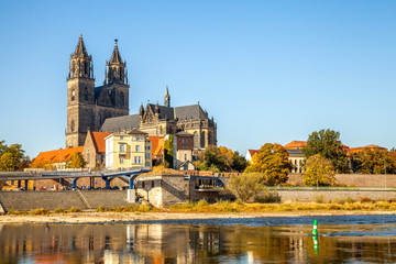 Magdeburg, Magdeburger Dom an der Elbe
