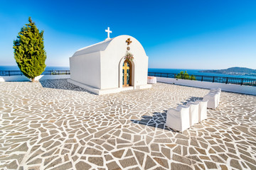 Wedding chapel with sea view on the hill near Faliraki (Rhodes, Greece) - obrazy, fototapety, plakaty