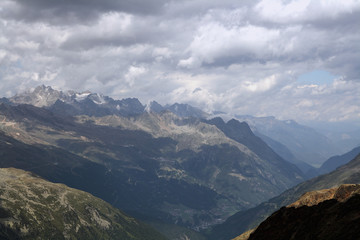 Gletscher und Berge rund um das &Ouml;tztal der Tiroler Alpen 