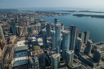 Obraz premium Toronto, CANADA - October 10, 2018: view from the air at Canadian metropolis Toronto