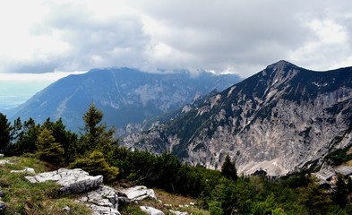Fototapeta na wymiar mountain in the alps