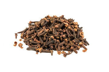 Whole clove heads and pieces isolated over white