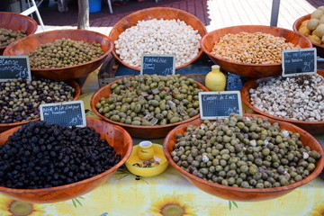 Oliven auf einem Markt