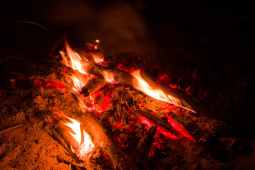 Night burning-down fire