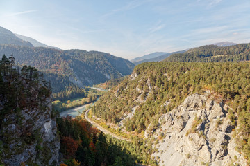 Fototapeta na wymiar Sunny autumnal Ruinaulta - Rheinschlucht (Rhine canyon), Illanz/Glion - Reichenau, Switzerland