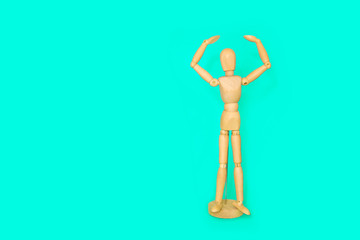 wooden maniken shows emotions and movements