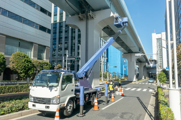高速道路点検作業