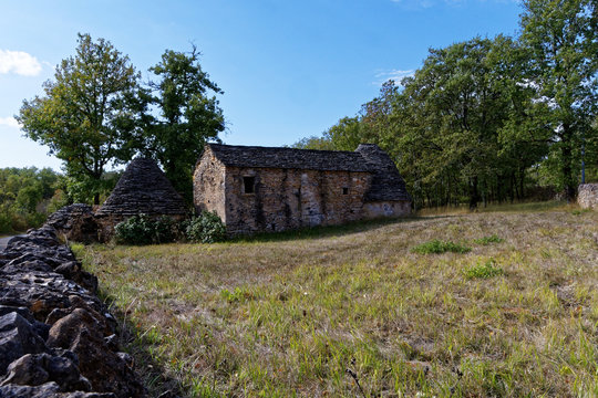 paysage maison pierre s&egrave;che