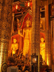 Buddha statue Wat Chedi Luang Chiang Mai