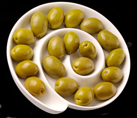 GREEN OLIVES