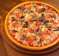 BACON CHEESE AND MUSHROOM PIZZA