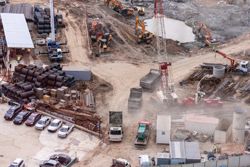 constru&ccedil;&atilde;o em andamento